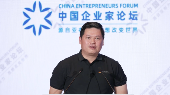 无界动力创始人张玉峰：2025年全球人形机器人产量约两万台，真正可落地干活的商用机器人几乎空白