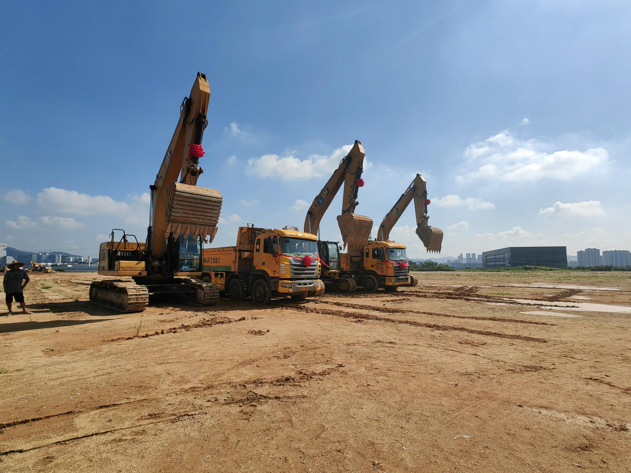 京东杀入具身智能赛道，首个机器人基地在广州动工
